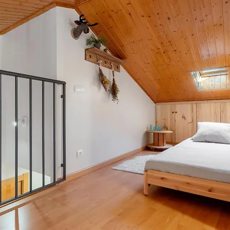 Hauzify I El Refugi De Prades Apartamento Exterior foto