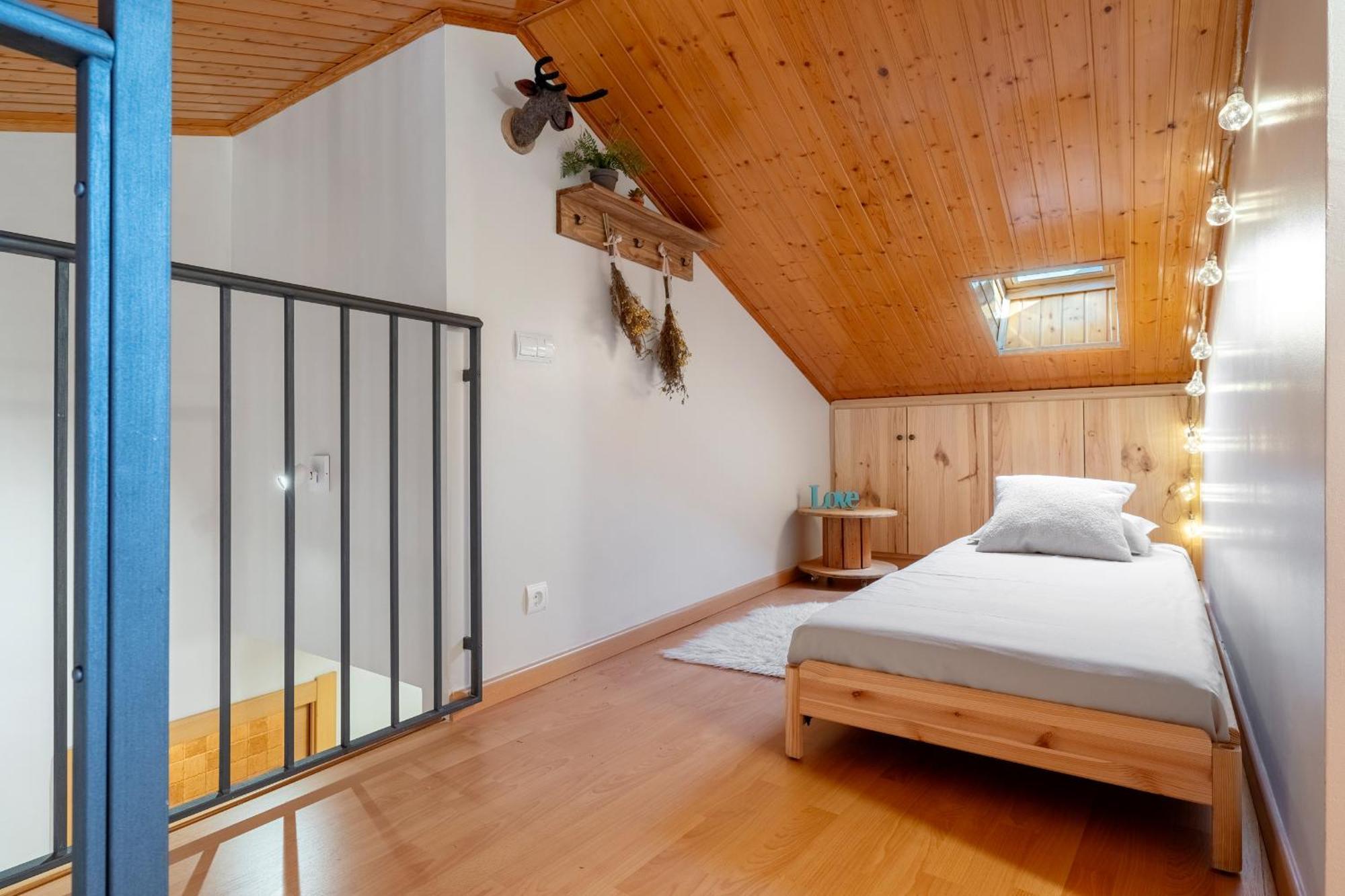 Hauzify I El Refugi De Apartment *